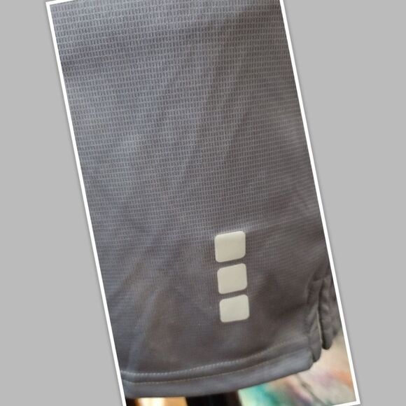 NWOT ELEVATE SPORT POLO SHIRT SIZE MEDIUM - Picture 4 of 5